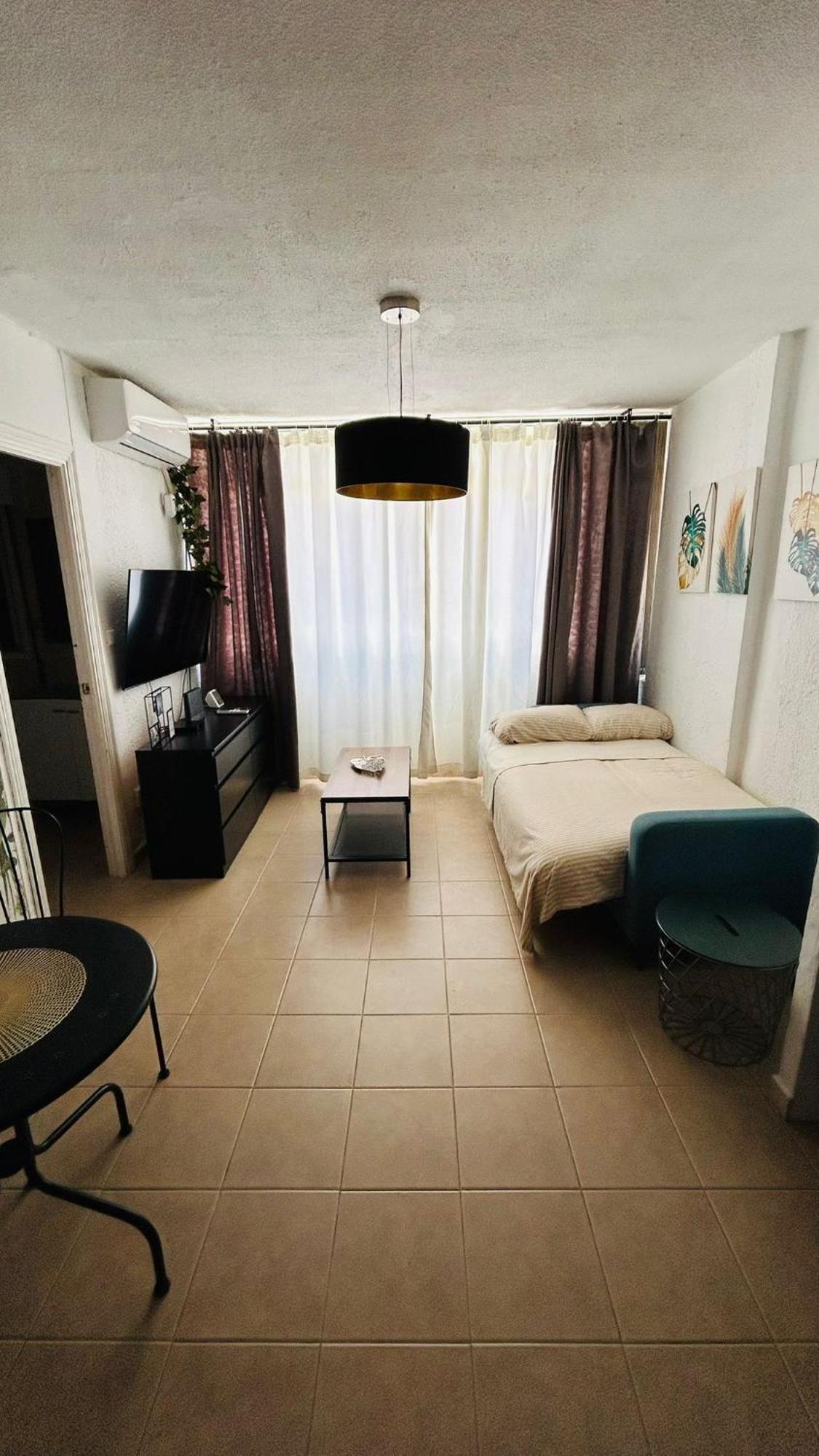 Estudio Amplio En El Corazon De Torremolinos Zewnętrze zdjęcie